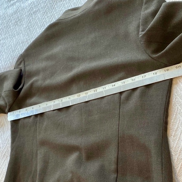 SIMON CHANG - DESIGNER WOMEN’S SUIT - Picture 12 of 15